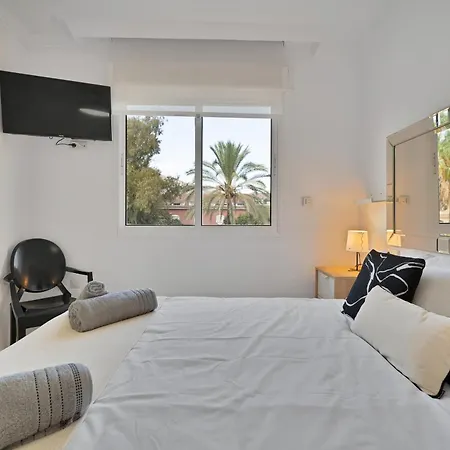 Playa Del Cable Apartment, Banana