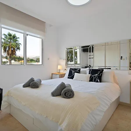 Playa Del Cable Apartment, Banana *